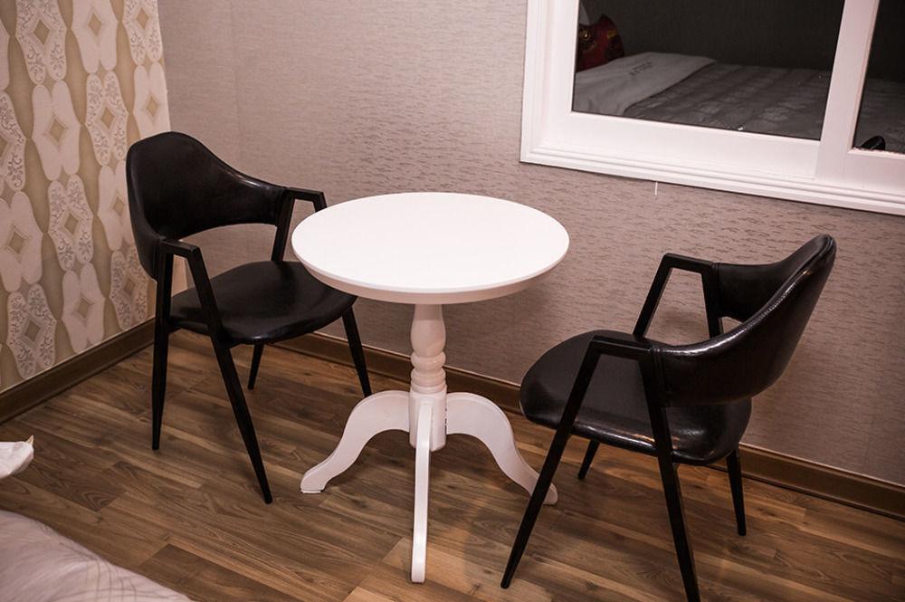 Picasso Motel Haeundae Pusan Zewnętrze zdjęcie