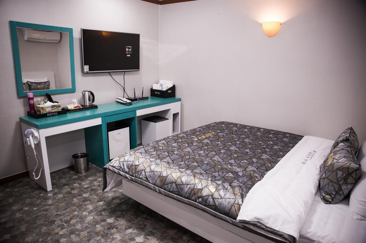 Picasso Motel Haeundae Pusan Zewnętrze zdjęcie